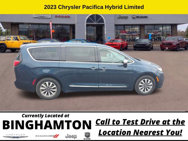 Used 2023 Chrysler Pacifica Hybrid Limited Minivan/Van