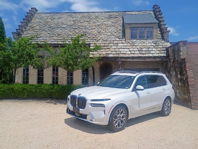 2024 BMW X7