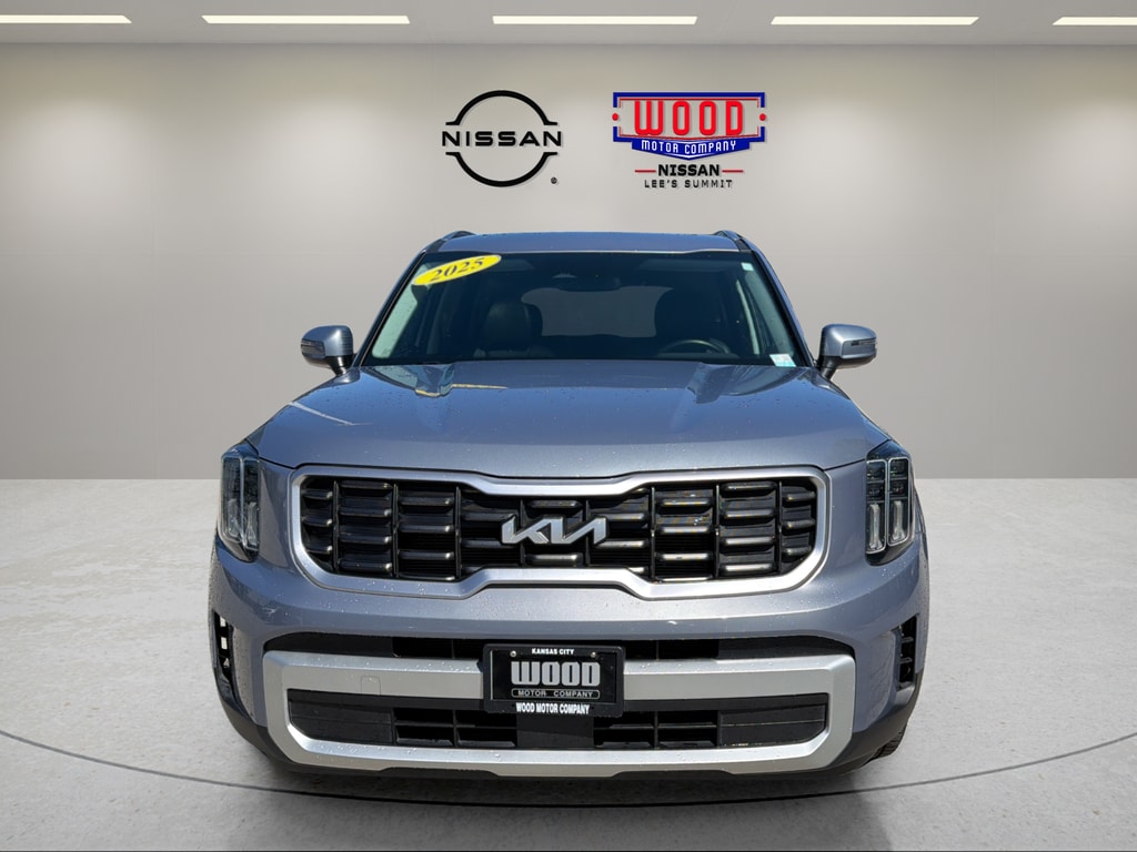 Used 2025 Kia Telluride S SUV