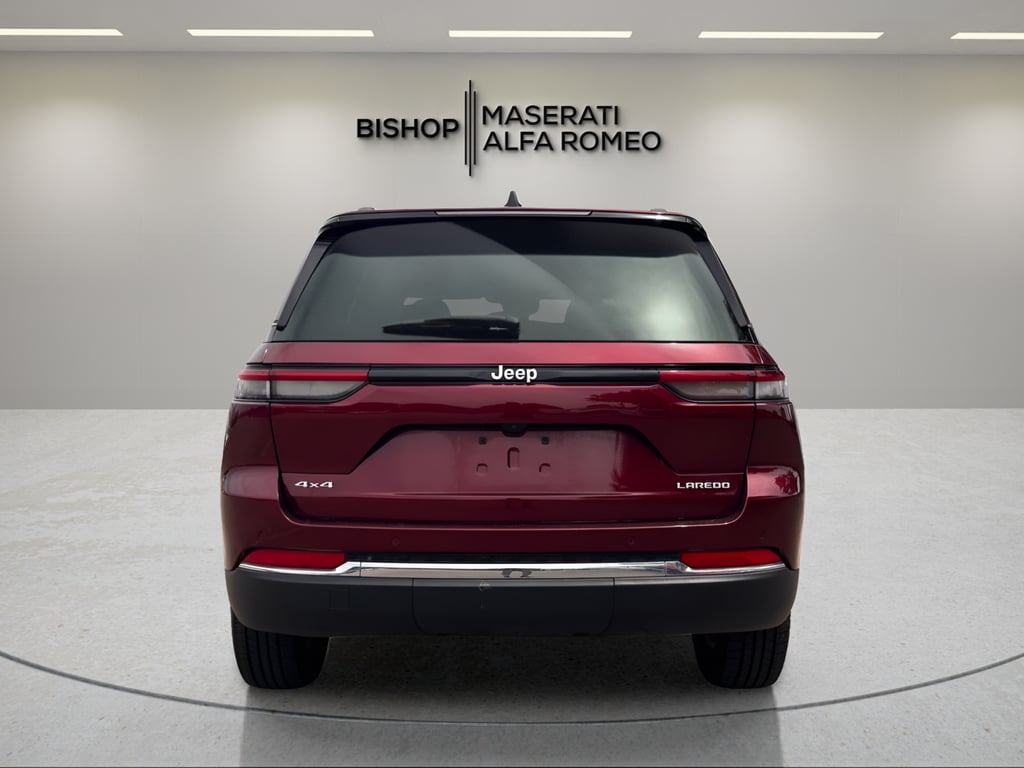 Used 2025 Jeep Grand Cherokee Laredo SUV