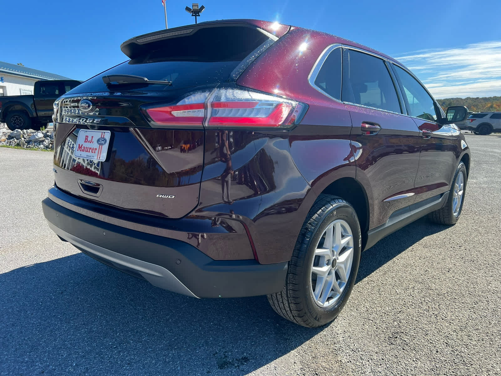 Used 2024 Ford Edge SEL AWD