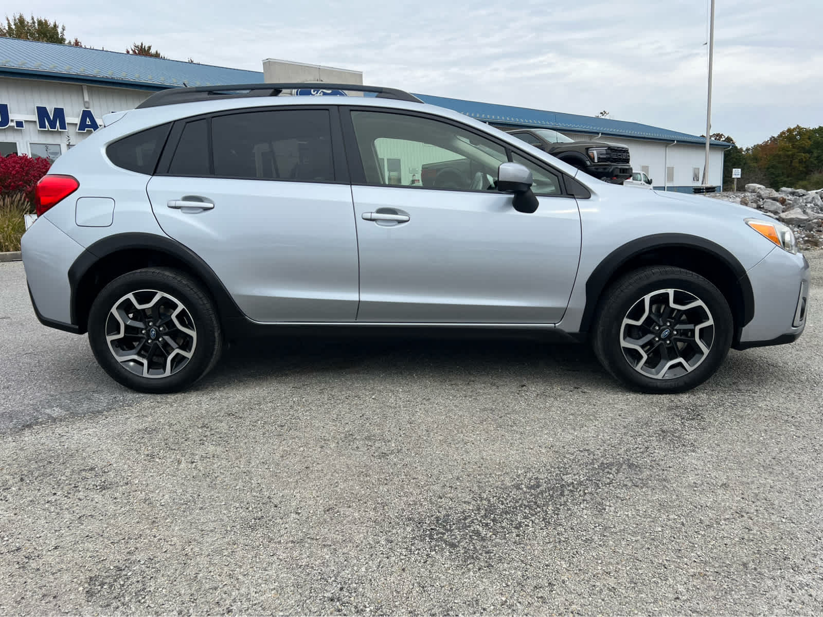 Used 2017 Subaru Crosstrek Premium 2.0i CVT