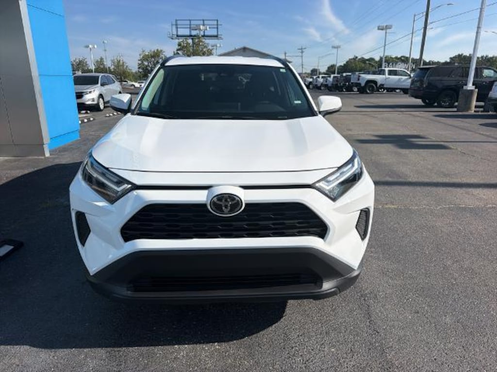 Used 2025 Toyota RAV4 XLE SUV