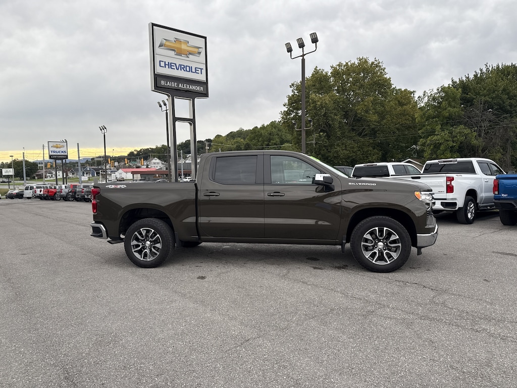 Used 2023 Chevrolet Silverado 1500 LT Truck Crew Cab