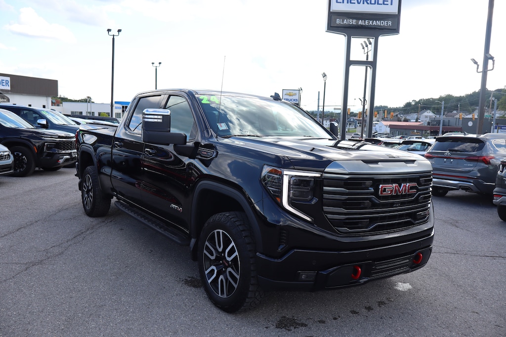 Used 2024 GMC Sierra 1500 AT4 Truck Crew Cab