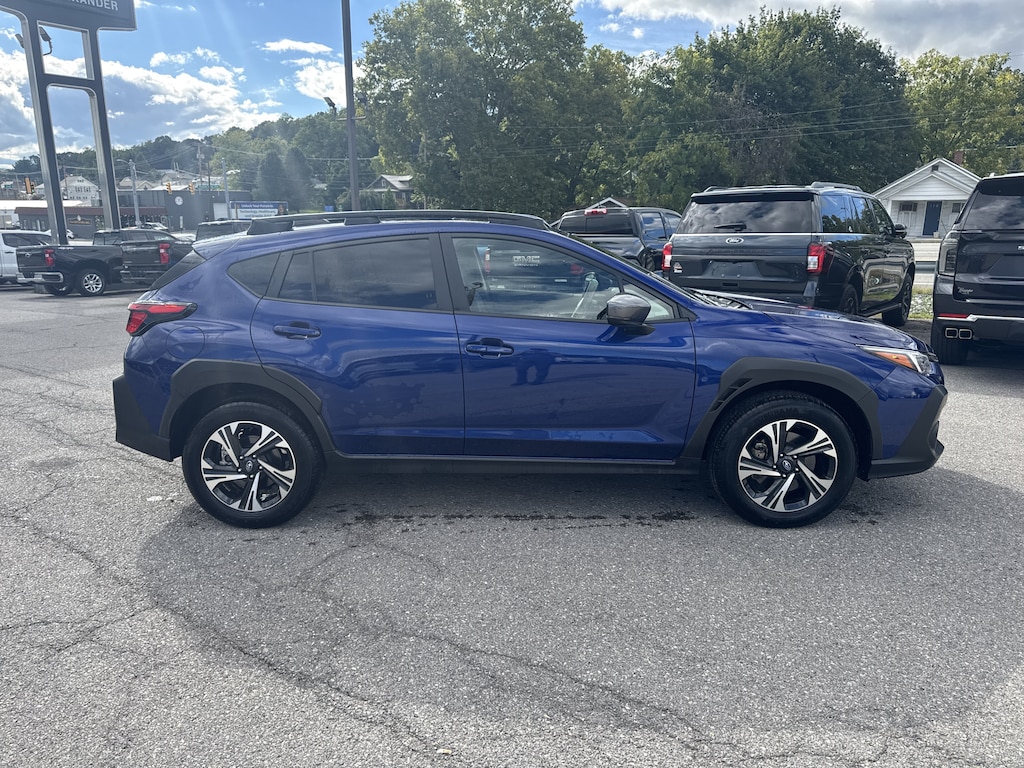 Used 2025 Subaru Crosstrek Premium SUV
