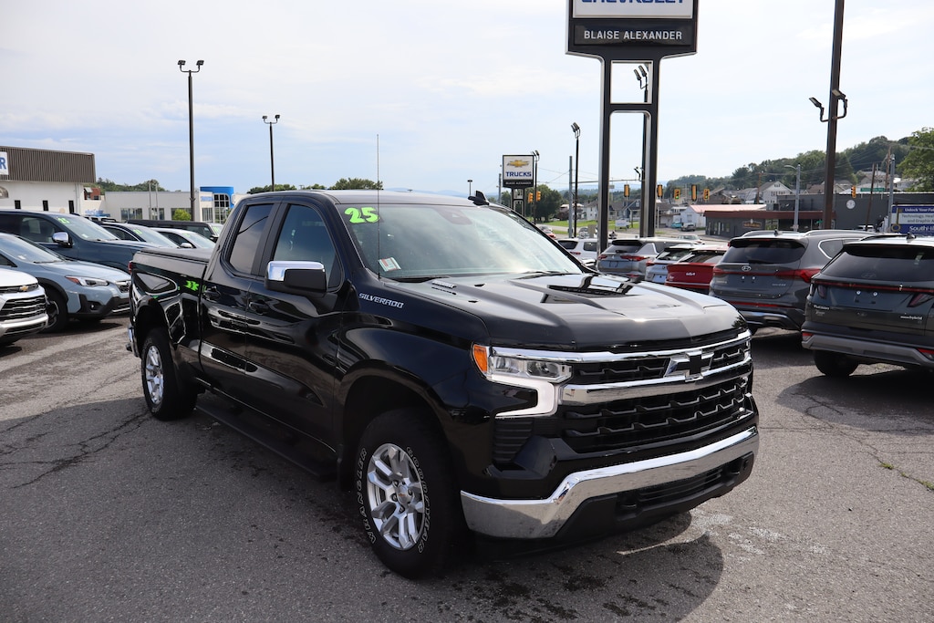 Used 2025 Chevrolet Silverado 1500 LT Truck Double Cab