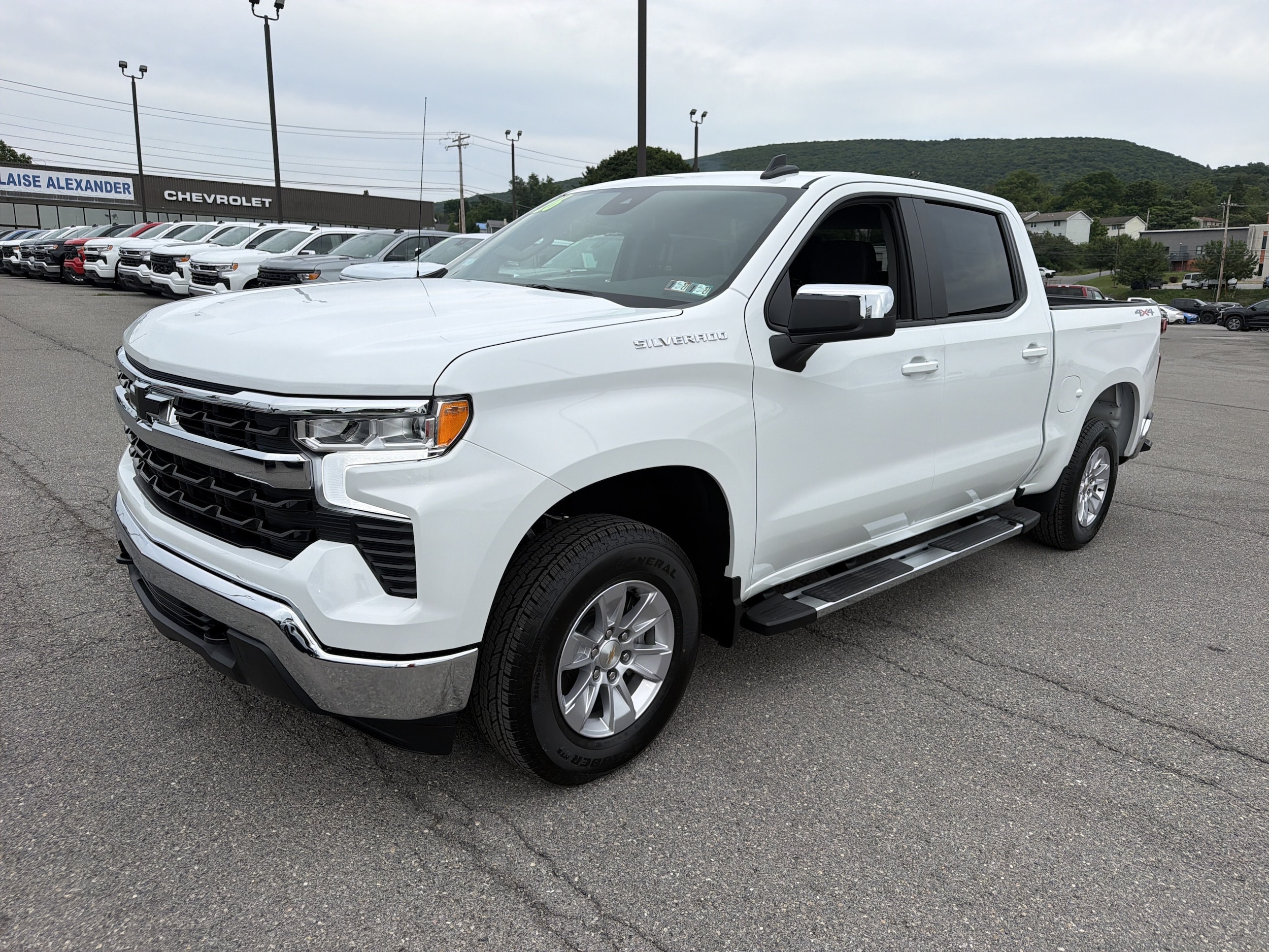2026 Chevrolet Silverado 1500 LT - Photo 23
