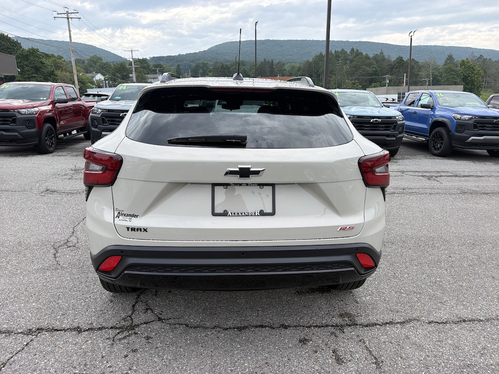New 2026 Chevrolet Trax 2RS SUV