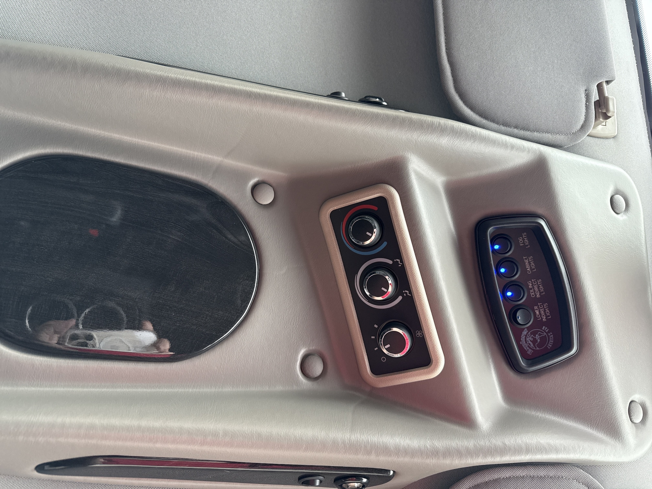 2021 Chevrolet Express Passenger LS - Photo 37