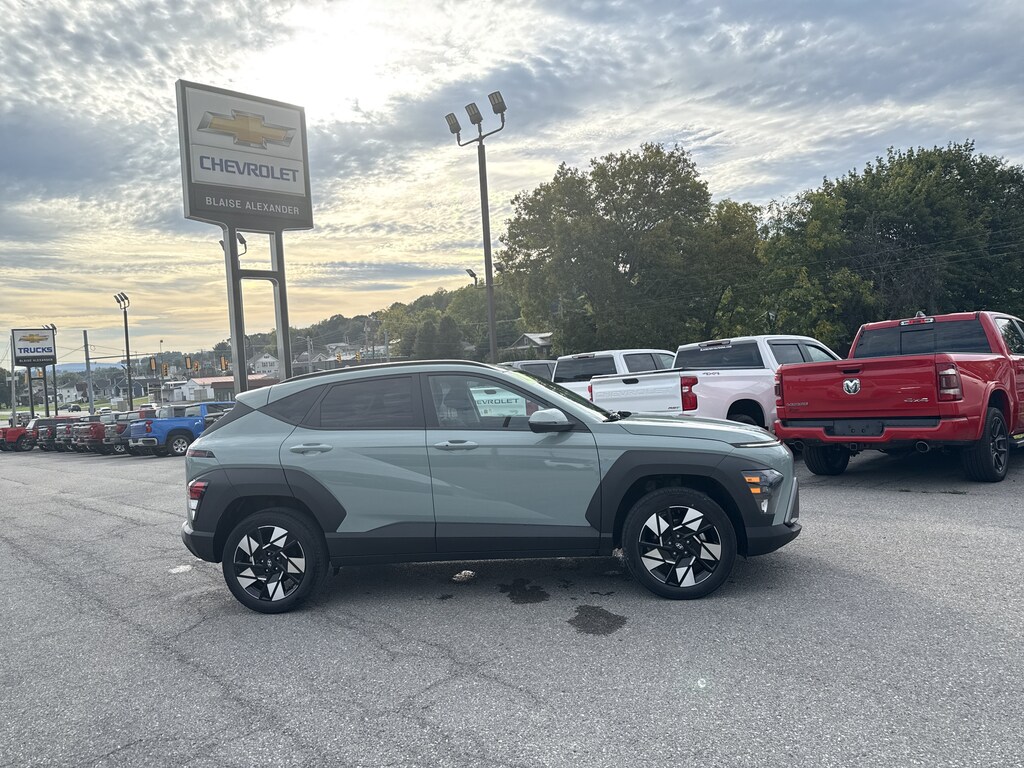 Used 2024 Hyundai Kona SEL SUV