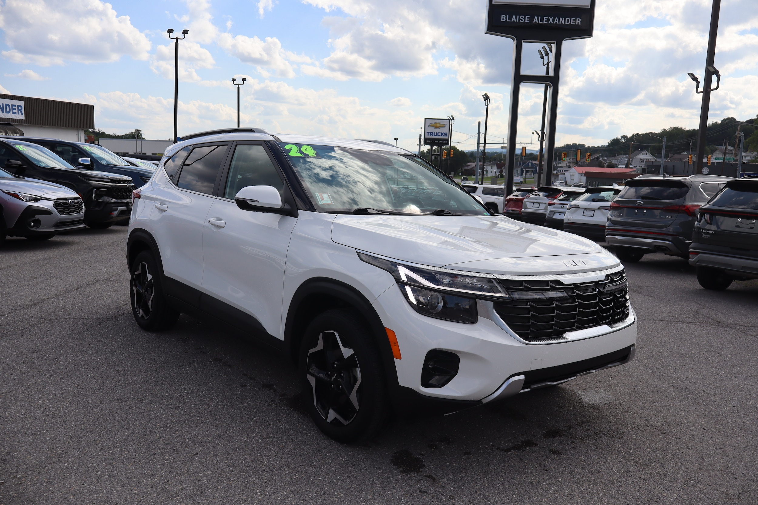 2024 Kia Seltos EX