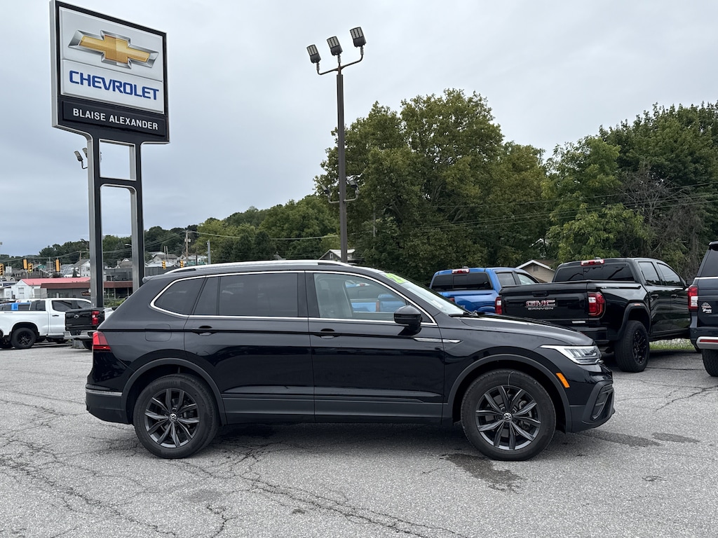Used 2023 Volkswagen Tiguan SE SUV