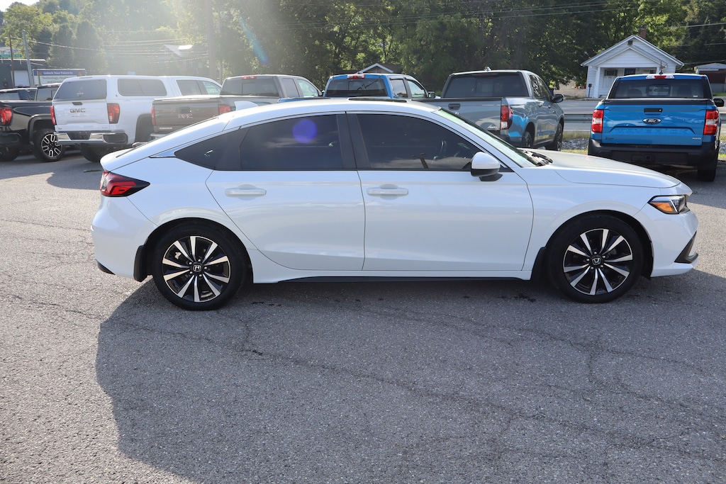 Used 2024 Honda Civic Hatchback EX-L Hatchback