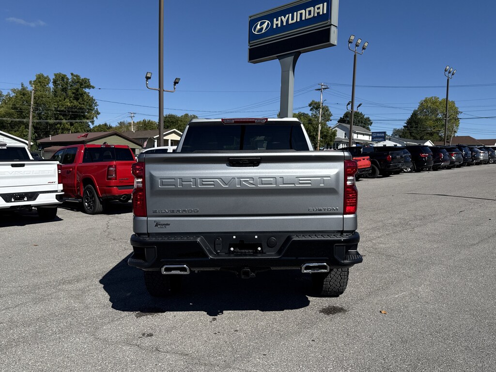Used 2026 Chevrolet Silverado 1500 Custom Trail Boss Truck Crew Cab