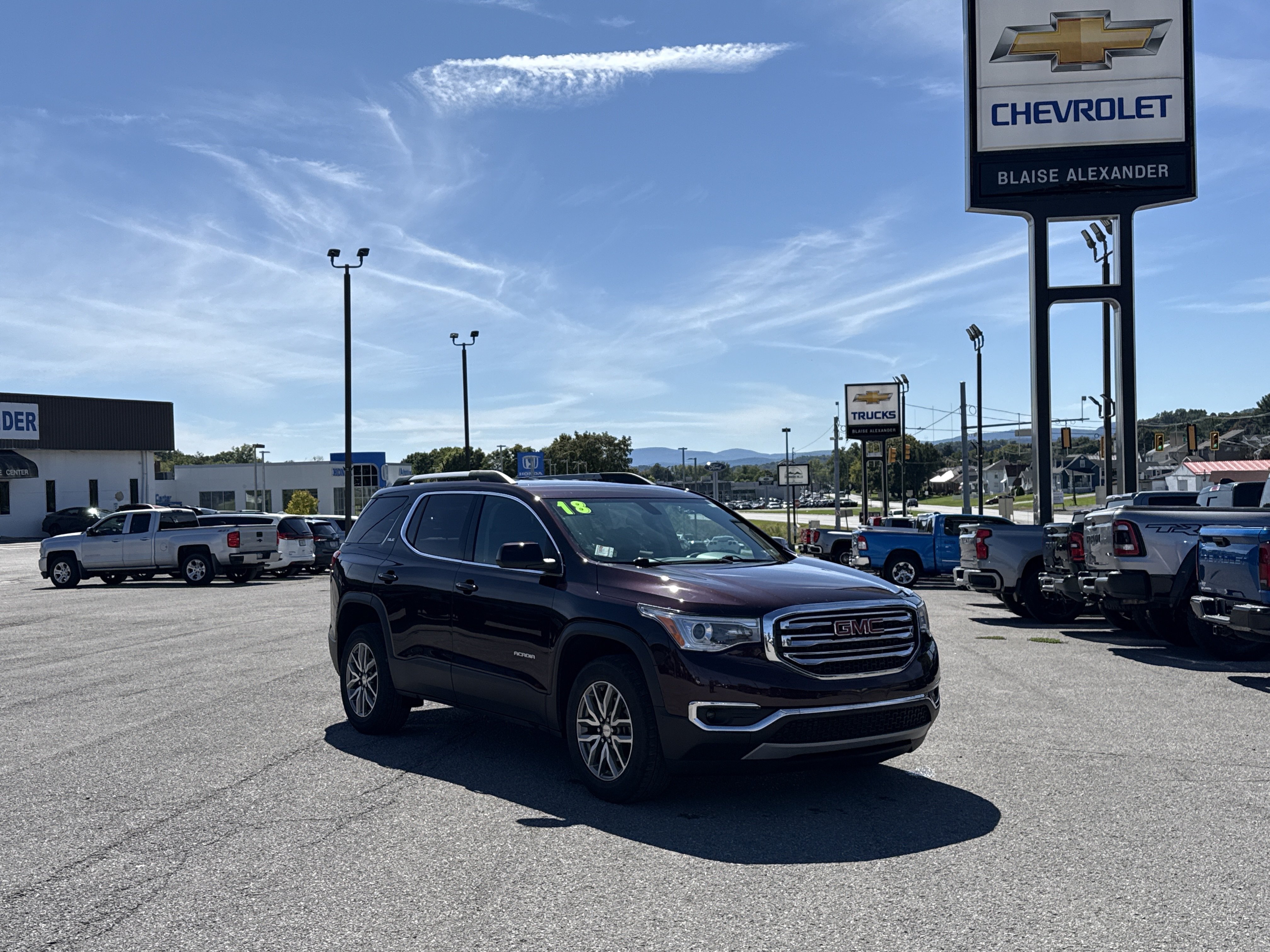 Used 2018 GMC Acadia SLE SUV