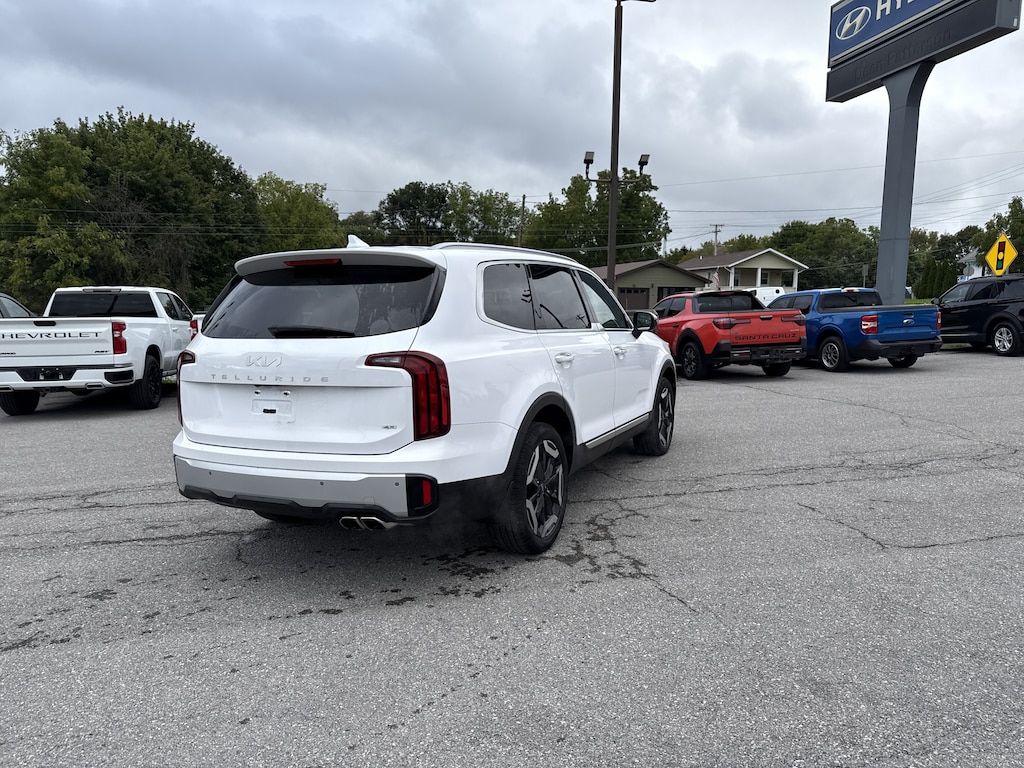 Used 2024 Kia Telluride S SUV