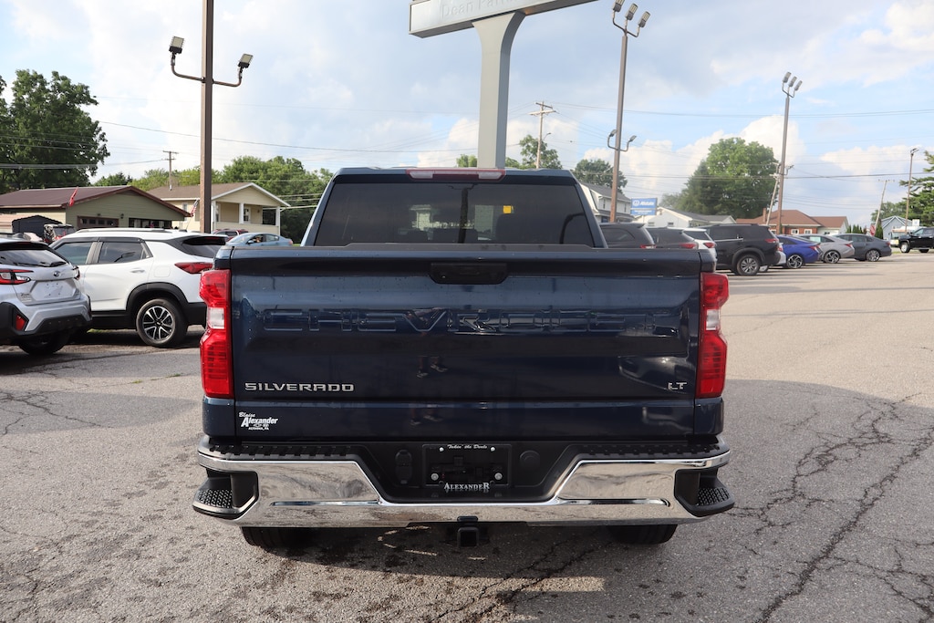 Used 2022 Chevrolet Silverado 1500 LT Truck Crew Cab