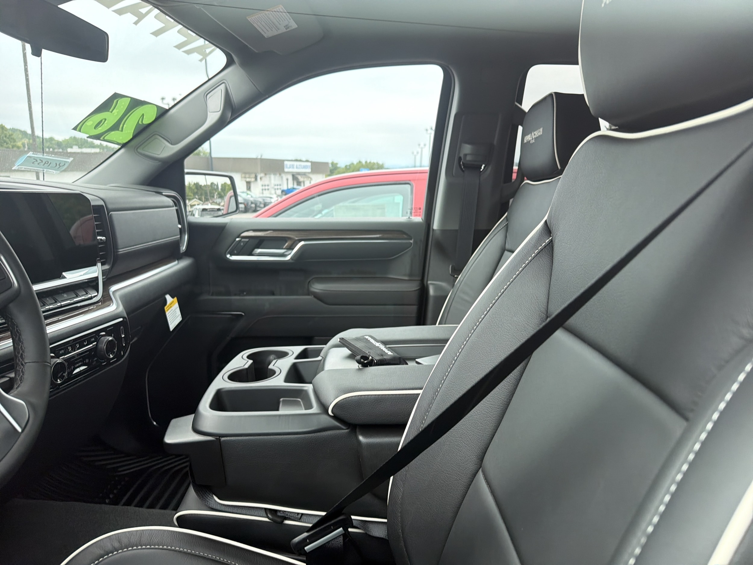 2026 Chevrolet Silverado 1500 LT - Photo 13