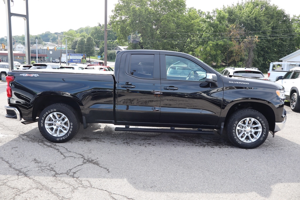 Used 2025 Chevrolet Silverado 1500 LT Truck Double Cab