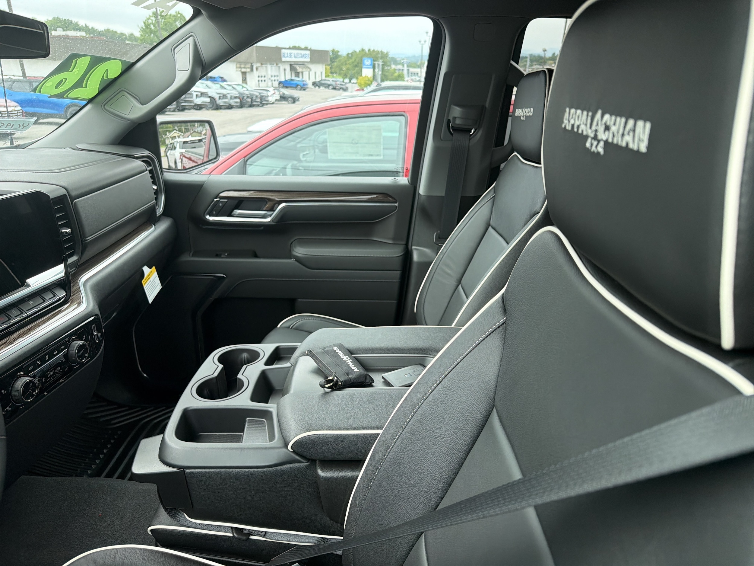 2026 Chevrolet Silverado 1500 LT - Photo 12