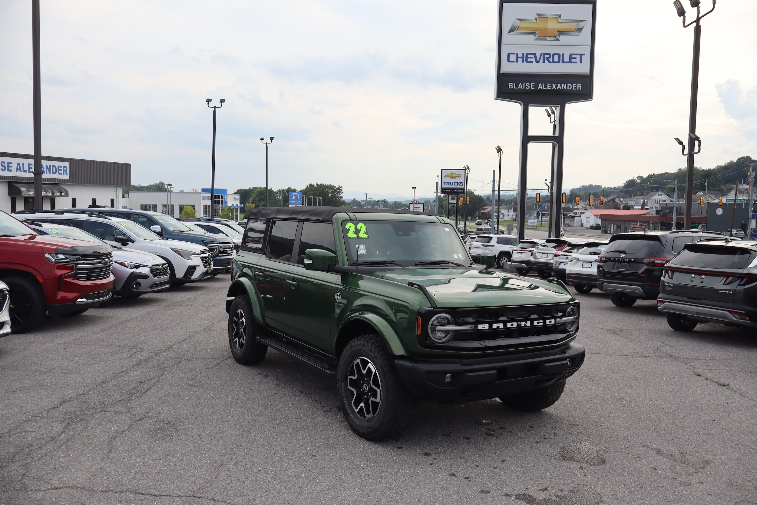 2022 Ford Bronco 4-Door Outer Banks