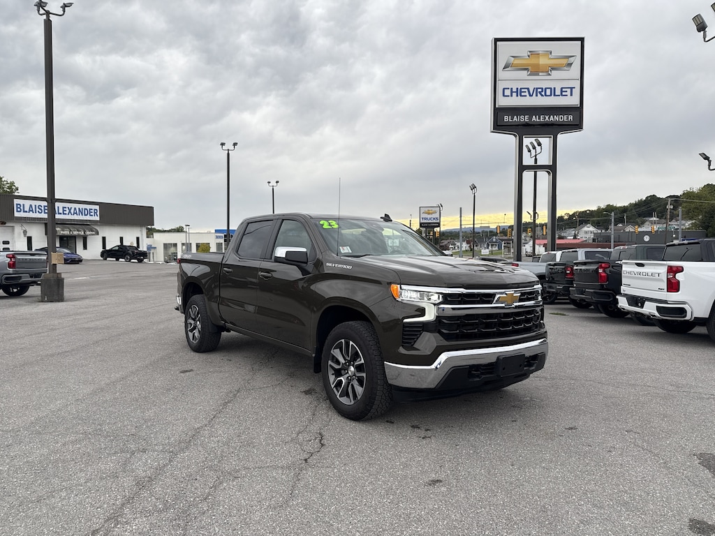 Used 2023 Chevrolet Silverado 1500 LT Truck Crew Cab