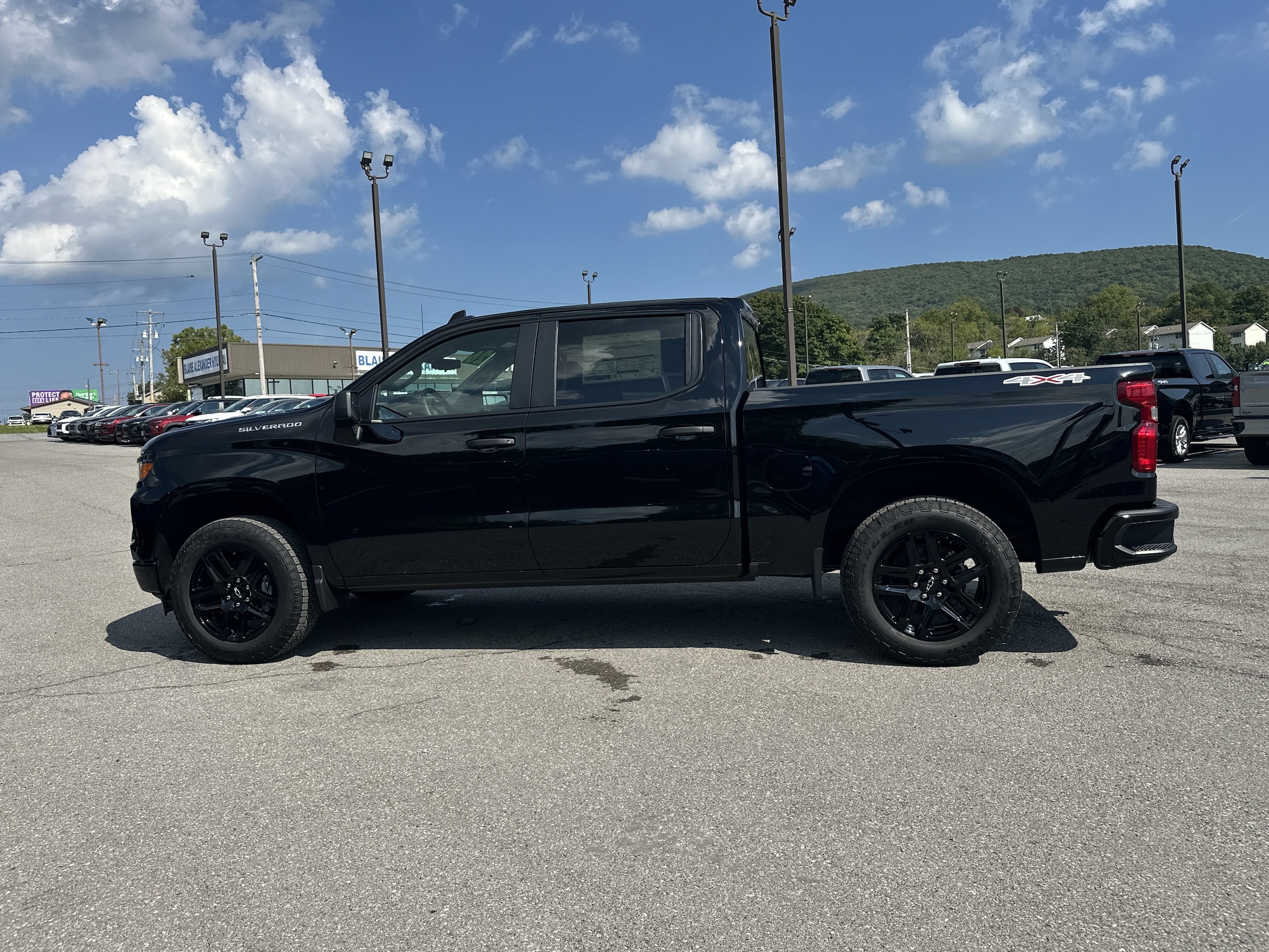 2026 Chevrolet Silverado 1500 Custom - Photo 7