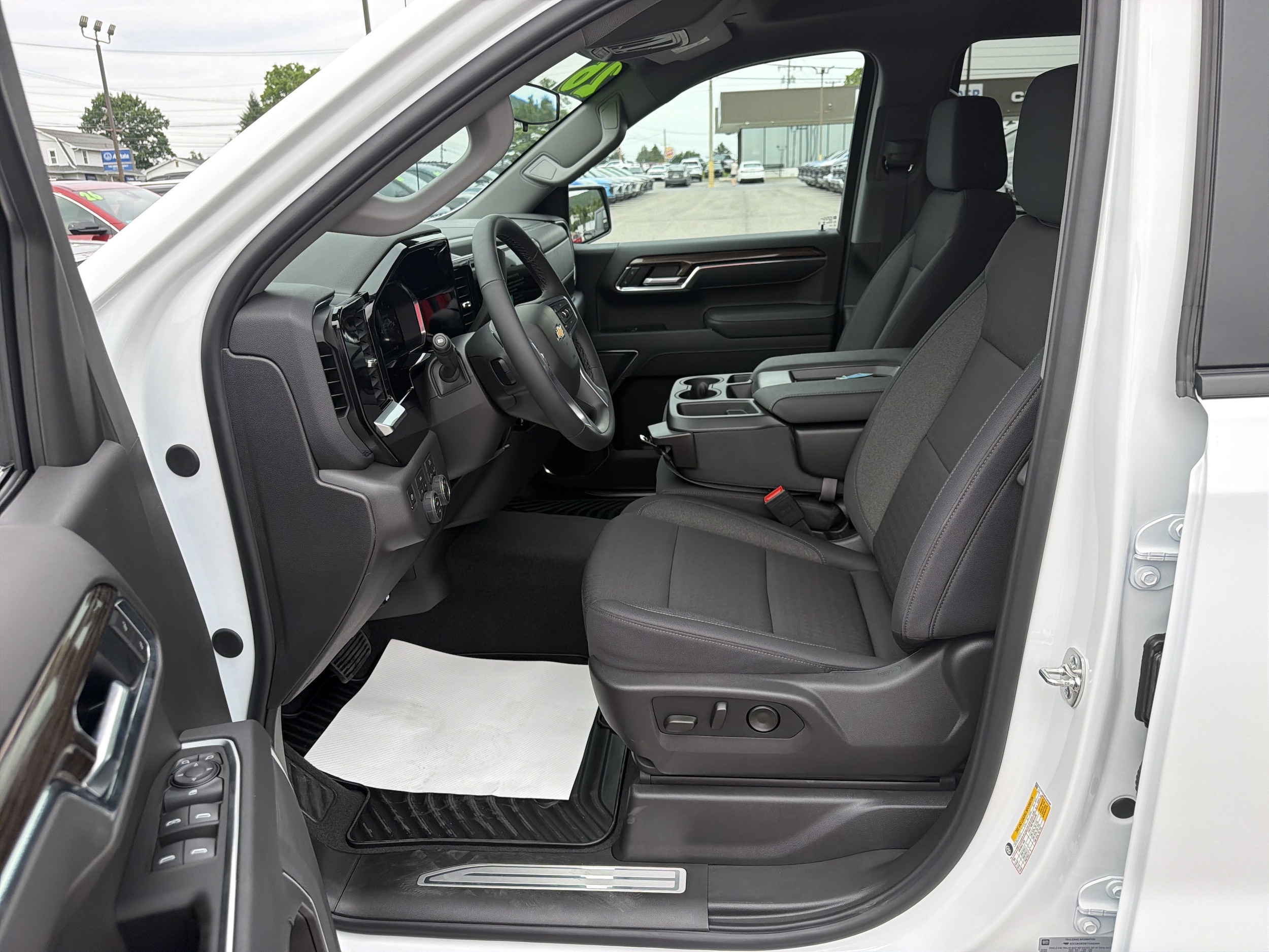 2026 Chevrolet Silverado 1500 LT - Photo 27