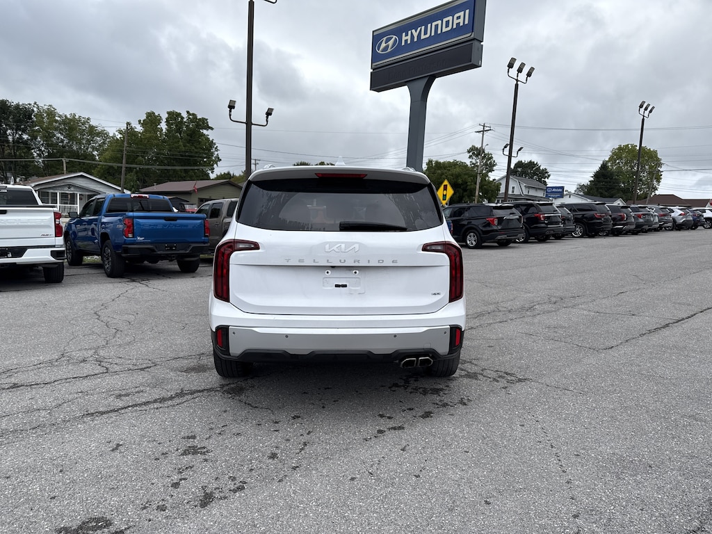 Used 2024 Kia Telluride S SUV