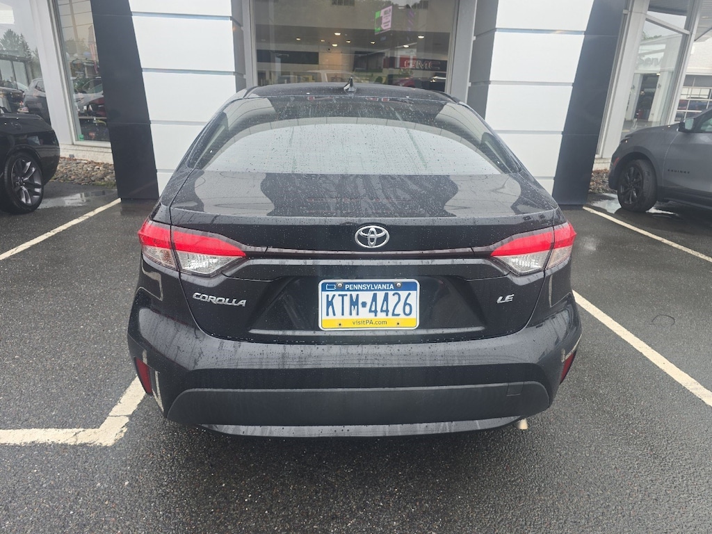 Used 2020 Toyota Corolla LE Sedan