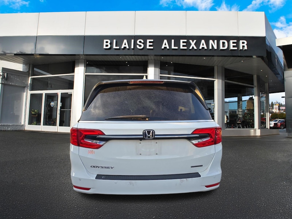Used 2021 Honda Odyssey Touring Van