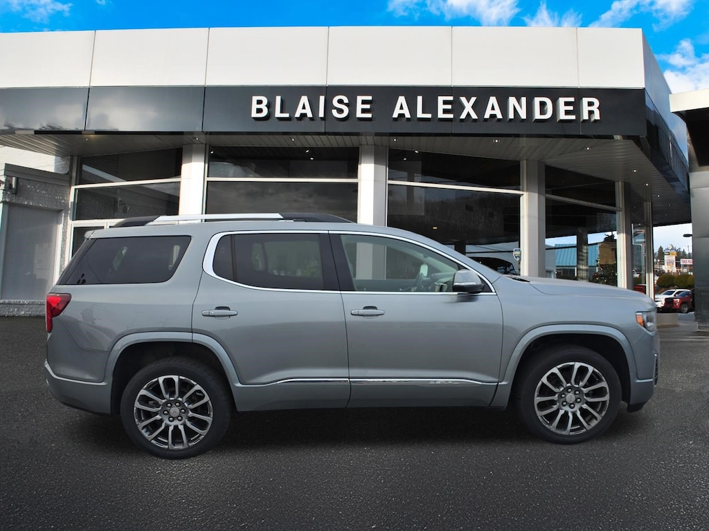 Used 2023 GMC Acadia Denali SUV