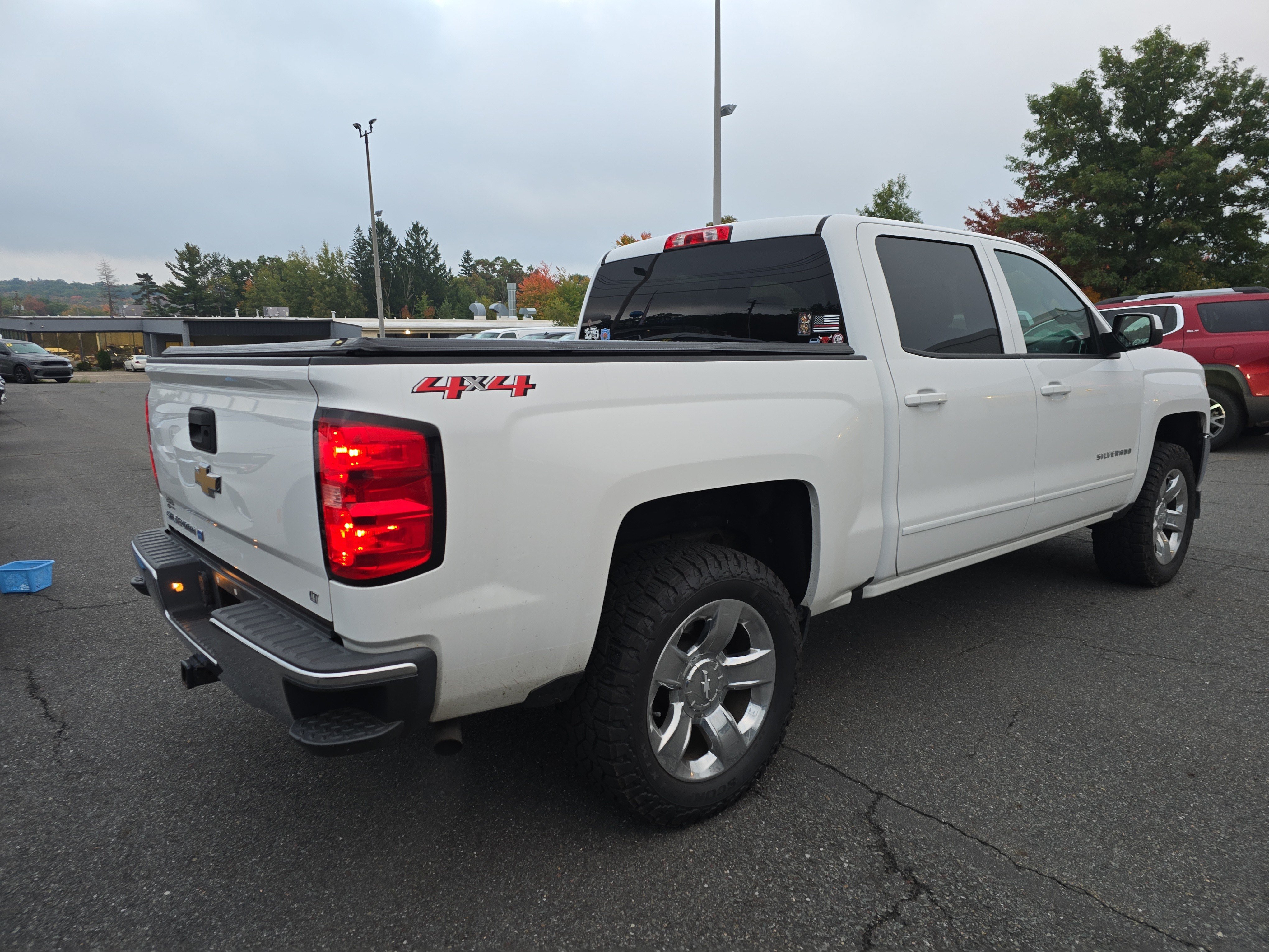 Used 2018 Chevrolet Silverado 1500 LT w/1LT Truck Crew Cab