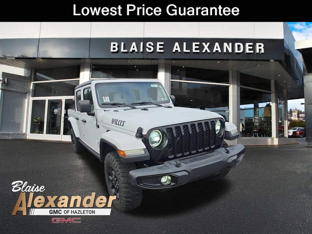 Used 2022 Jeep Gladiator Sport Truck Crew Cab