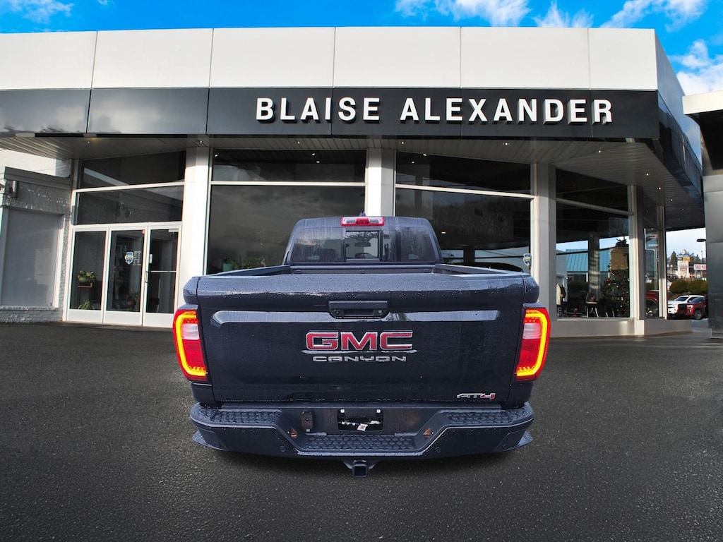 New 2026 GMC Canyon AT4 Truck Crew Cab