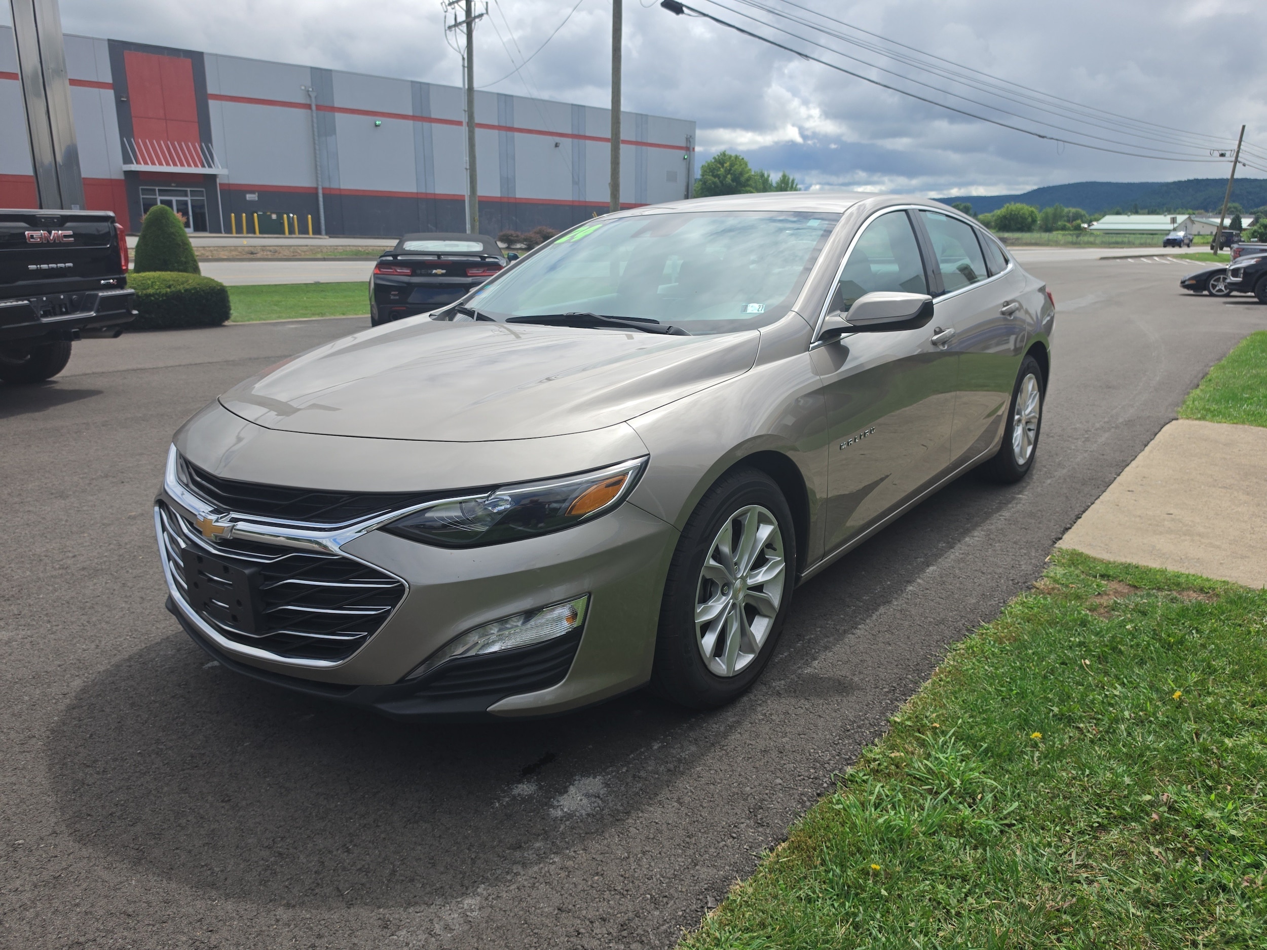2024 Chevrolet Malibu 1LT - Photo 8