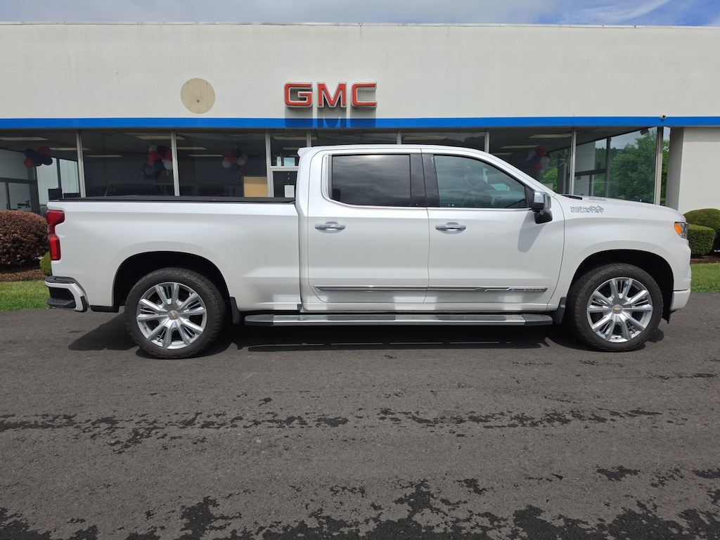 Used 2024 Chevrolet Silverado 1500 High Country Truck Crew Cab