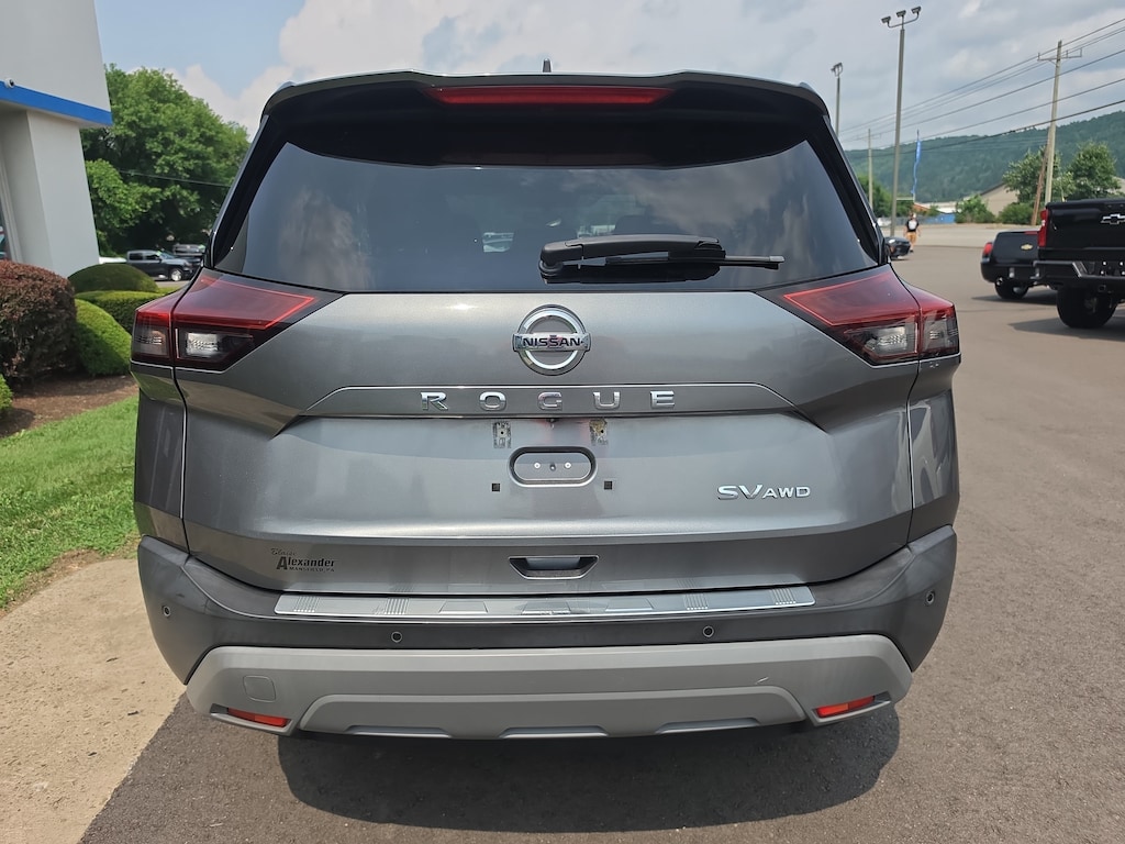Used 2021 Nissan Rogue SV SUV