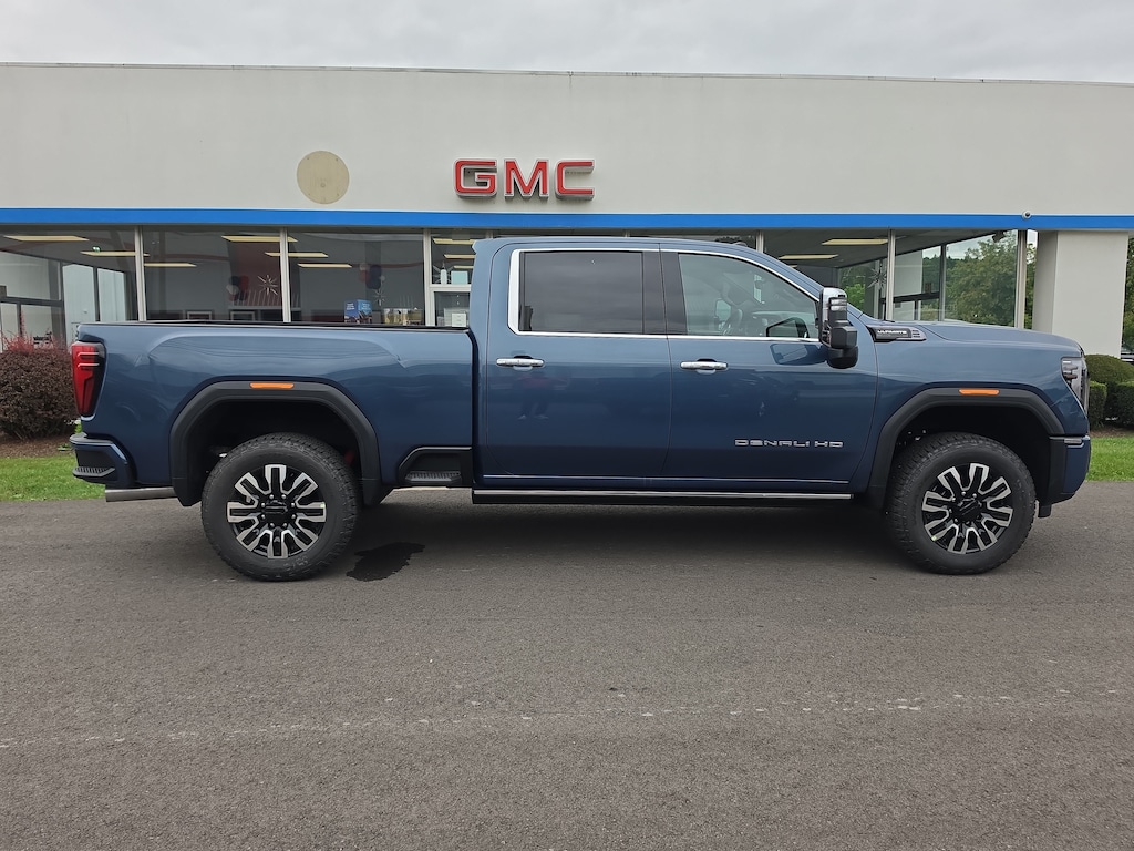 New 2026 GMC Sierra 2500 HD Denali Ultimate Truck Crew Cab