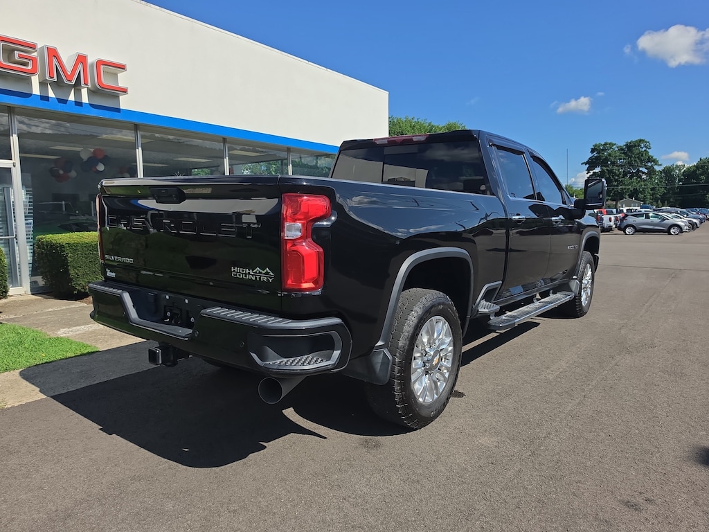 Used 2023 Chevrolet Silverado 3500HD High Country Truck Crew Cab
