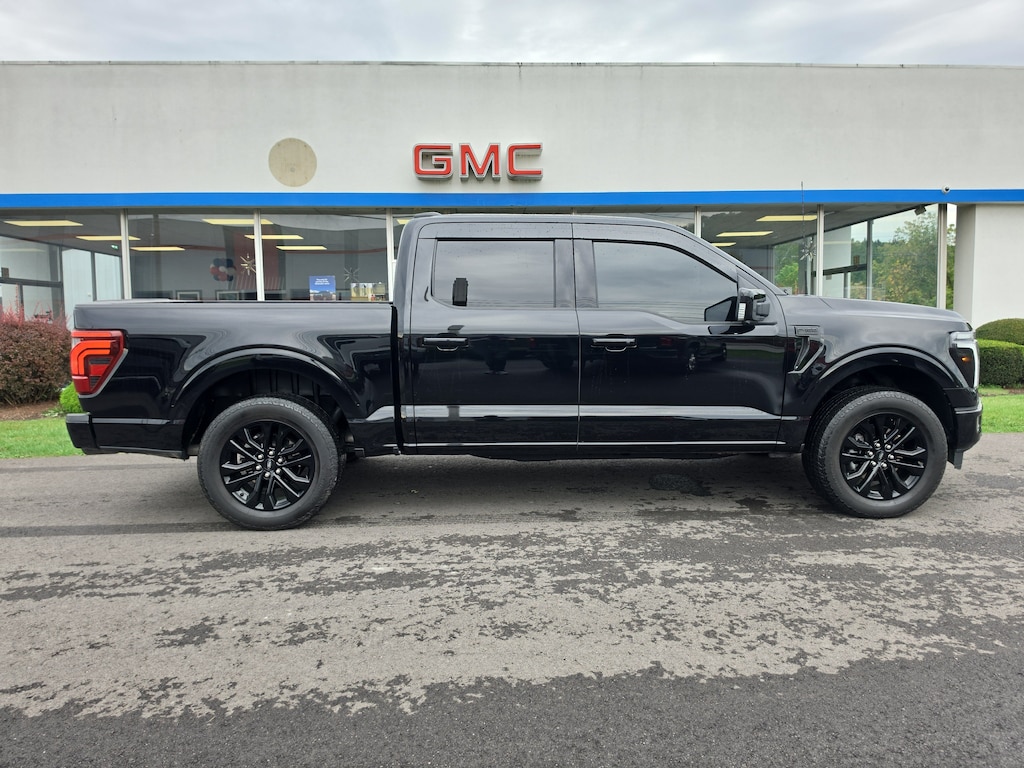 Used 2024 Ford F-150 LARIAT Truck SuperCrew Cab