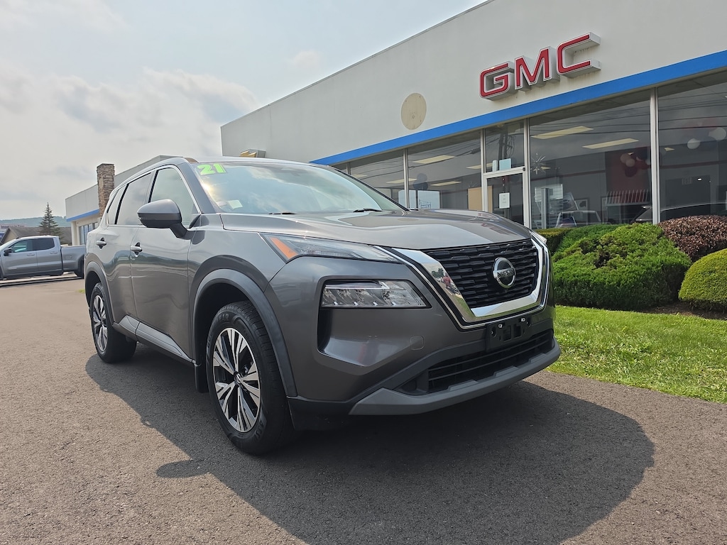 Used 2021 Nissan Rogue SV SUV
