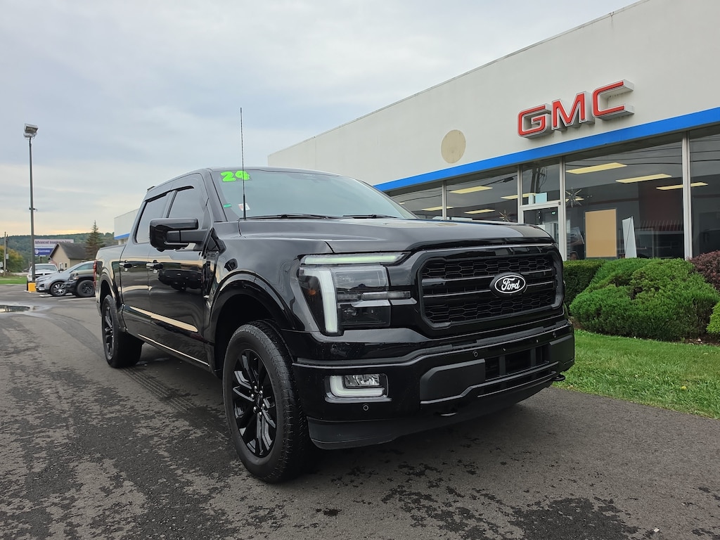 Used 2024 Ford F-150 LARIAT Truck SuperCrew Cab