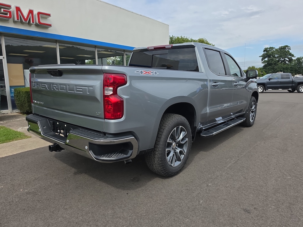New 2026 Chevrolet Silverado 1500 LT Truck Crew Cab