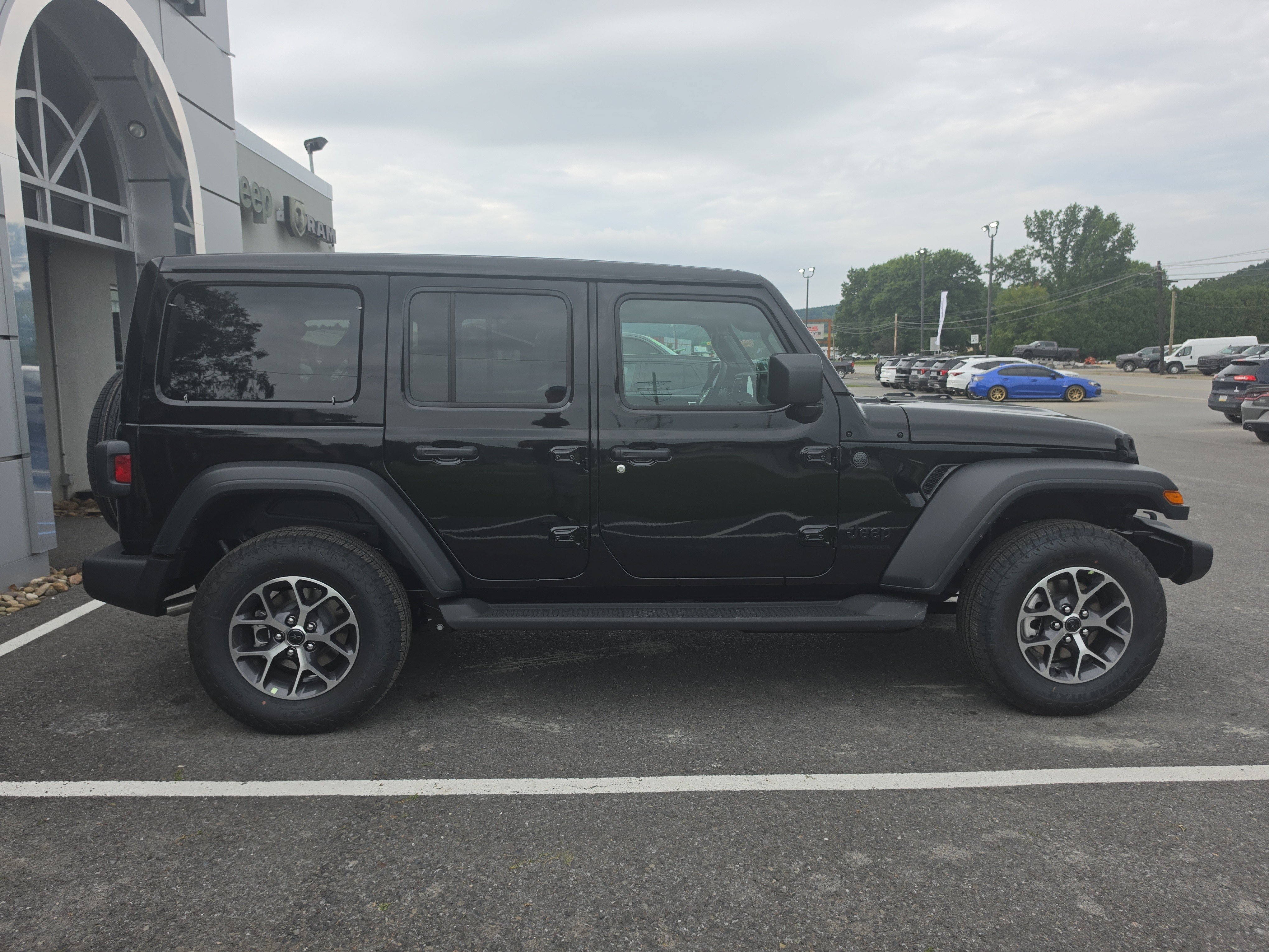 New 2027 Jeep Wrangler 4-DOOR SPORT S Sport Utility