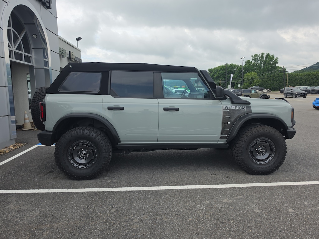 Used 2023 Ford Bronco Everglades SUV