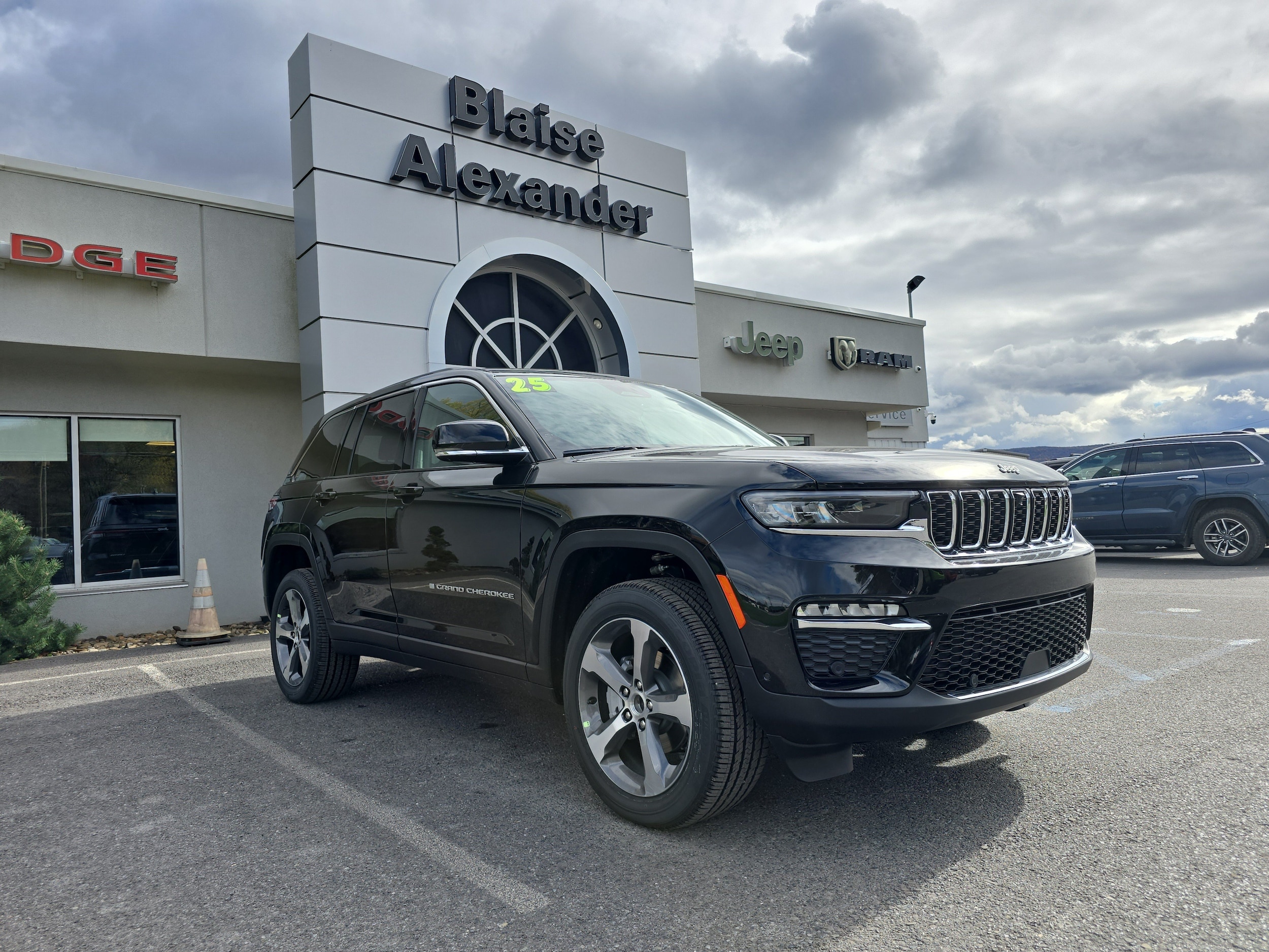 2025 Jeep Grand Cherokee