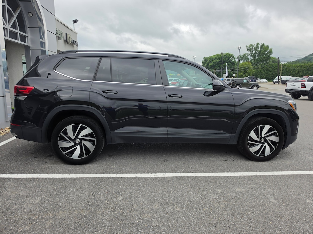 Used 2026 Volkswagen Atlas 2.0T SE w/Technology 2.0T SE w/Technology 4MOTION