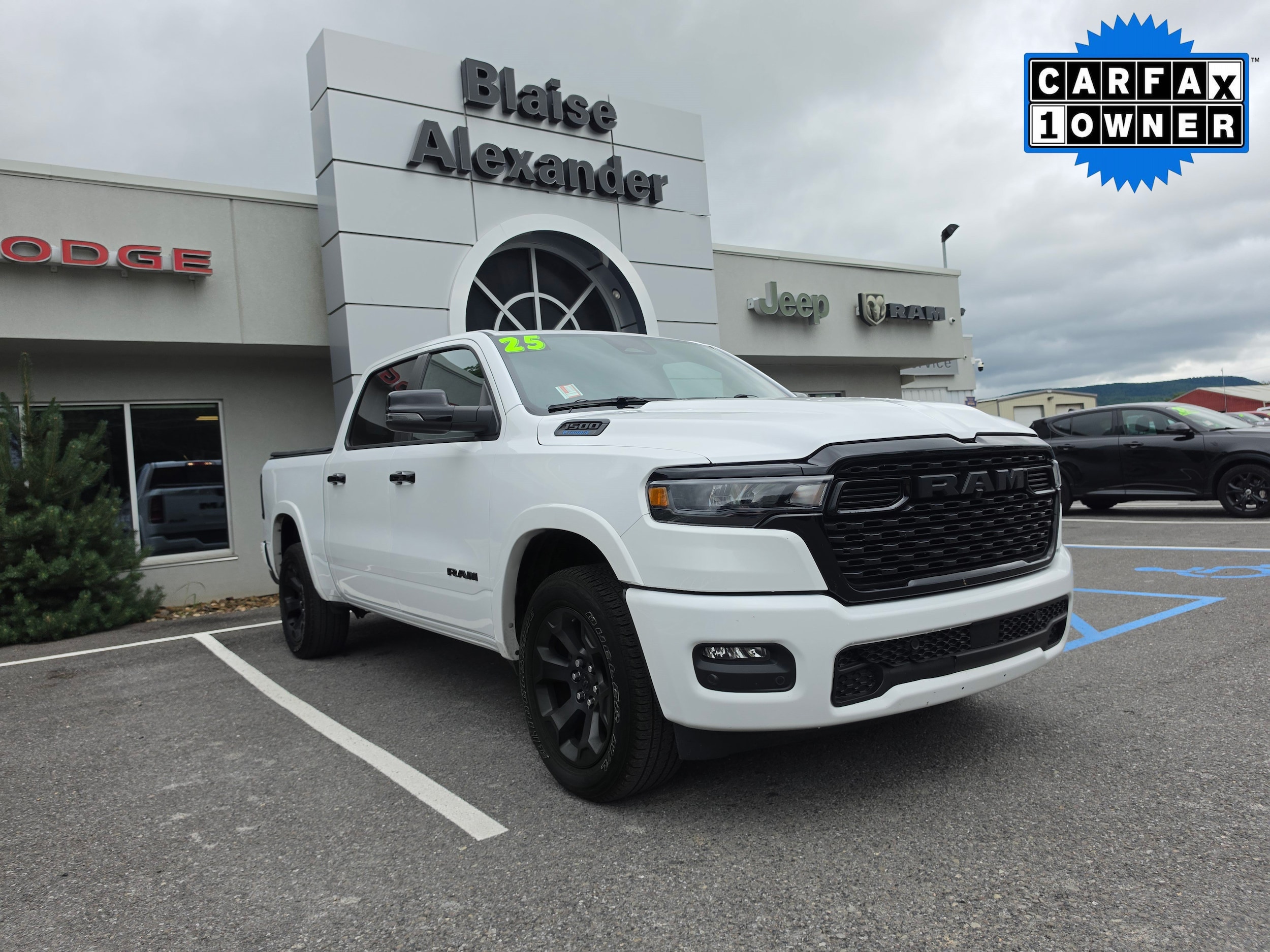 2025 RAM 1500 Pickup